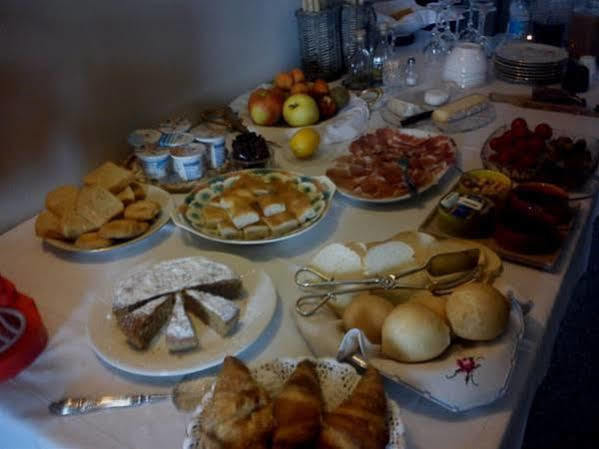 B&B La Taverna Degli Angeli Vezzi Portio Экстерьер фото